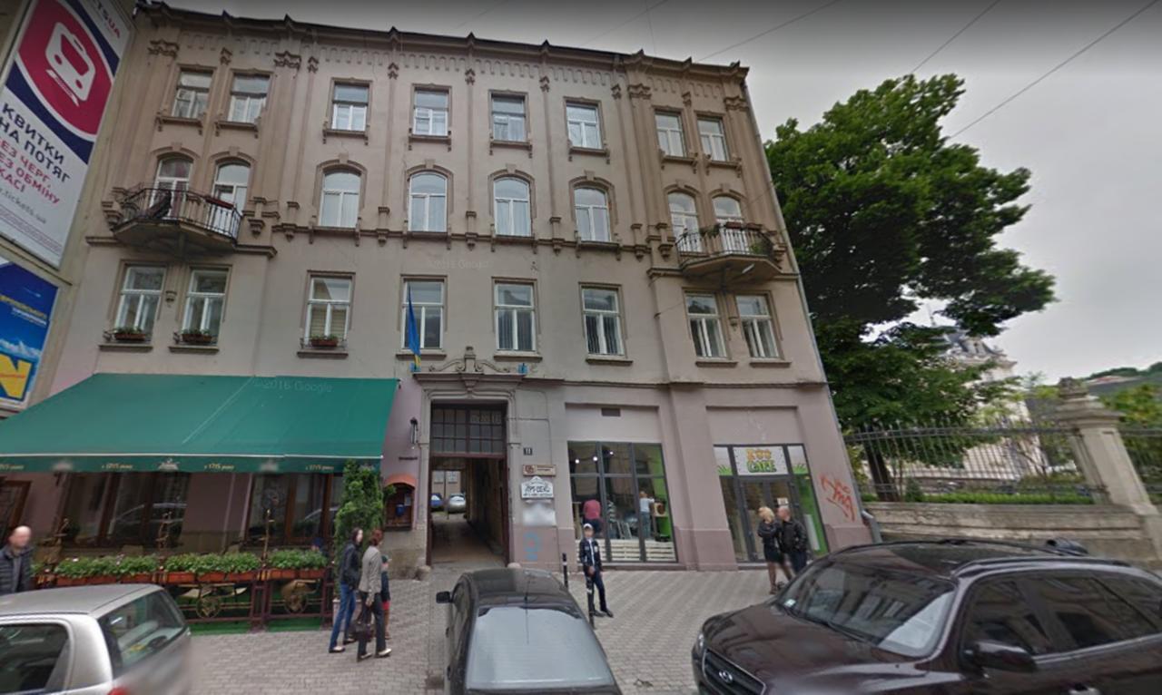 Студия С Дизайнерским Ремонтом Lviv Luaran gambar